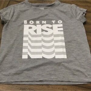 NWOT  Girl Born to Rise Light Gray Short Sleeve Graphic T Shirt Size M (8-10).